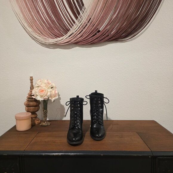 Sonoma Lace-Up Ankle Boots Sz 9 - Picture 2 of 8